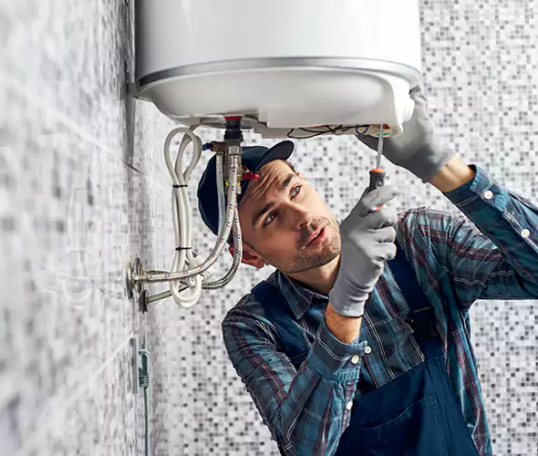 Expert Plumber for Hot Water Tank Maintenance in Wyandanch, NY: Schedule Reliable Maintenance Services with Us
